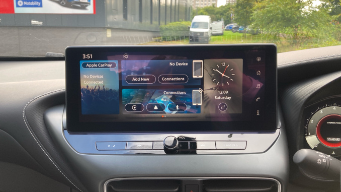 Nissan Juke 1.0 DiG-T Acenta Premium 5dr [Revised] Petrol Hatchback - Image 12